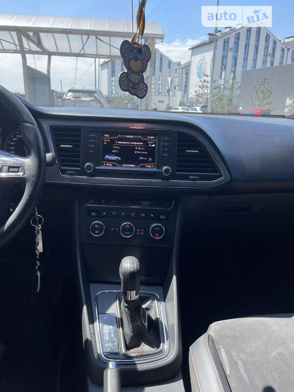 Хетчбек SEAT Leon 2013 в Києві