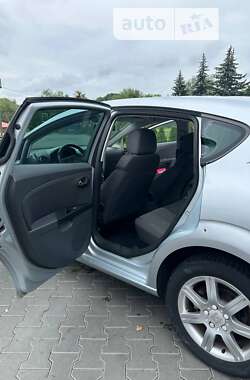 Хэтчбек SEAT Leon 2006 в 