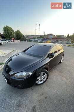 Хэтчбек SEAT Leon 2008 в 