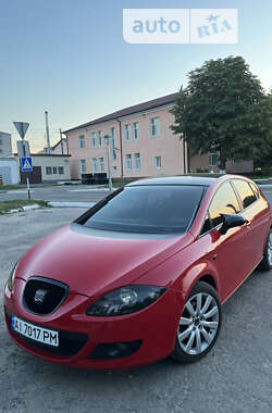 Хэтчбек SEAT Leon 2008 в Барышевке