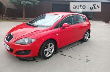 Хетчбек SEAT Leon 2011 в Бару