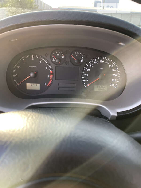 Хэтчбек SEAT Leon 2004 в Киеве фото 9 Хэтчбек SEAT Leon 2004 в Киеве