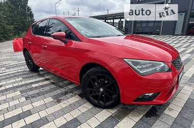 Хэтчбек SEAT Leon 2013 в Львове