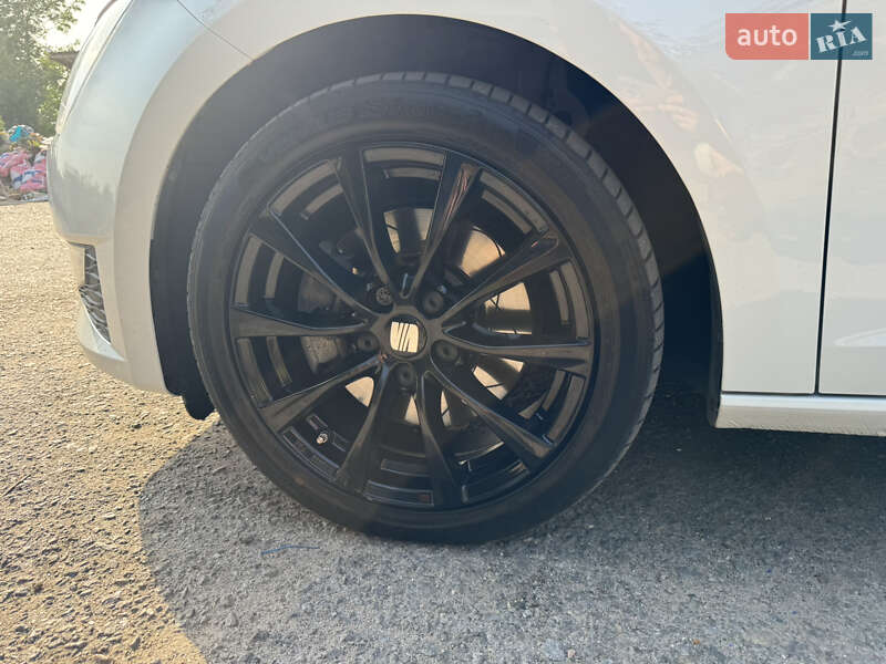 Универсал SEAT Leon 2016 в Калиновке