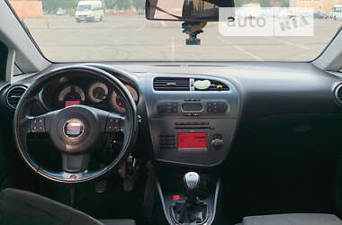 Хетчбек SEAT Leon 2007 в Києві