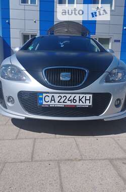 Хетчбек SEAT Leon 2011 в Черкасах