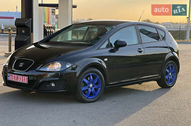 Хэтчбек SEAT Leon 2011 в Днепре