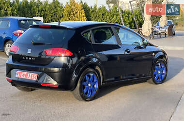 Хэтчбек SEAT Leon 2011 в Днепре