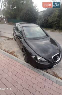 Хэтчбек SEAT Leon 2006 в 