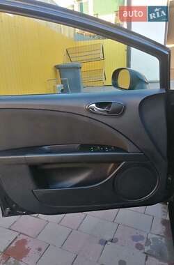 Хэтчбек SEAT Leon 2008 в 