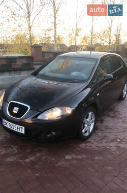 Хетчбек SEAT Leon 2008 в Рівному