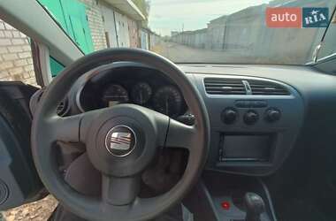 Хэтчбек SEAT Leon 2006 в Харькове