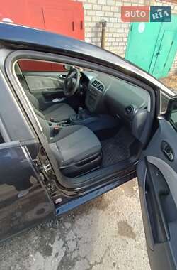 Хэтчбек SEAT Leon 2006 в Харькове