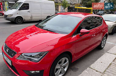 Хетчбек SEAT Leon 2016 в Києві