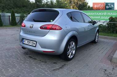 Хэтчбек SEAT Leon 2009 в 
