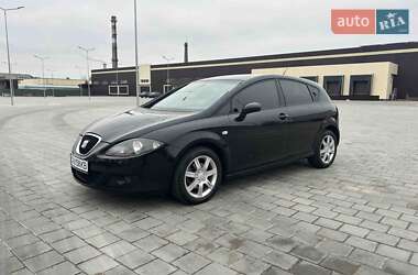 Хетчбек SEAT Leon 2006 в Черкасах