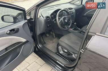 Хетчбек SEAT Leon 2006 в Черкасах