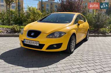 Хетчбек SEAT Leon 2011 в Києві