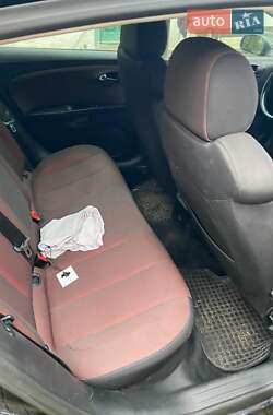 Хэтчбек SEAT Leon 2006 в 