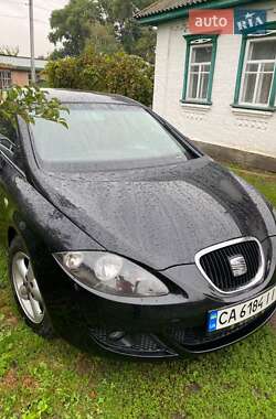 Хэтчбек SEAT Leon 2006 в Черкассах