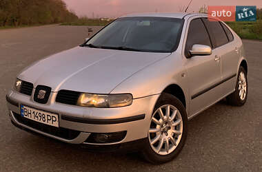 Хэтчбек SEAT Leon 2001 в Одессе