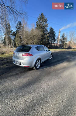 Хэтчбек SEAT Leon 2007 в Ивано-Франковске