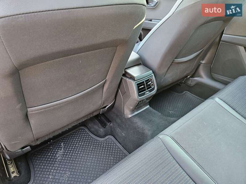 Хэтчбек SEAT Leon 2018 в Львове