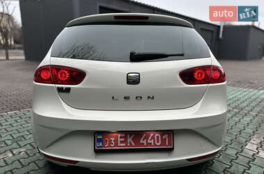 Хетчбек SEAT Leon 2011 в Кам'янському