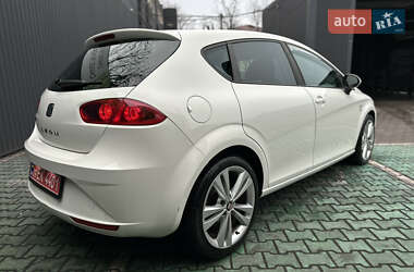 Хетчбек SEAT Leon 2011 в Кам'янському