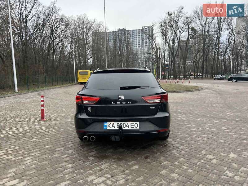 Универсал SEAT Leon 2014 в Киеве