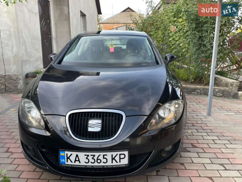 Хетчбек SEAT Leon 2009 в Житомирі