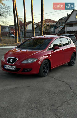 Хетчбек SEAT Leon 2006 в Києві