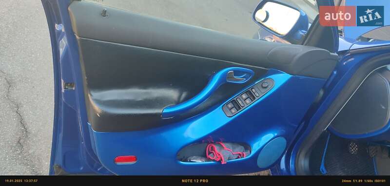 Хэтчбек SEAT Leon 1999 в Киеве
