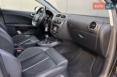 Хэтчбек SEAT Leon 2012 в Луцке