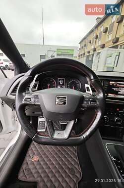 Хэтчбек SEAT Leon 2016 в 