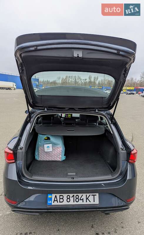 Универсал SEAT Leon 2020 в Киеве