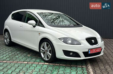 Хетчбек SEAT Leon 2011 в Кам'янському