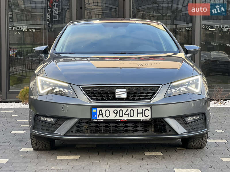 Хэтчбек SEAT Leon 2018 в Ужгороде