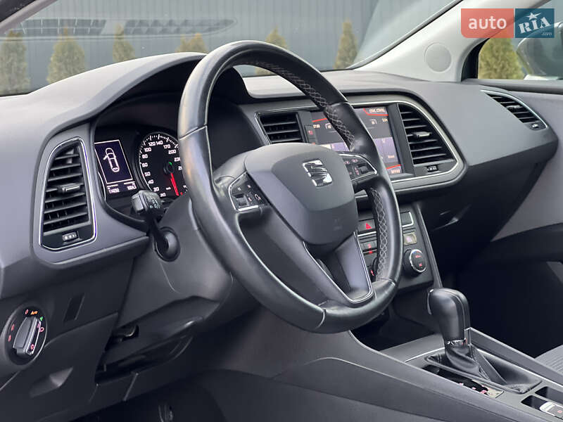 Хэтчбек SEAT Leon 2018 в Ужгороде