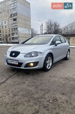 Хэтчбек SEAT Leon 2010 в Харькове