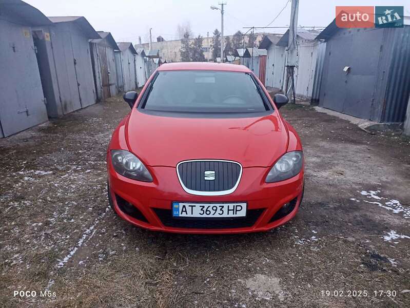 Хетчбек SEAT Leon 2011 в Івано-Франківську