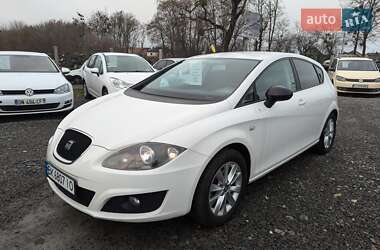 Хэтчбек SEAT Leon 2011 в Ровно