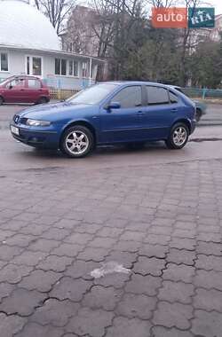 Хэтчбек SEAT Leon 2001 в Ахтырке