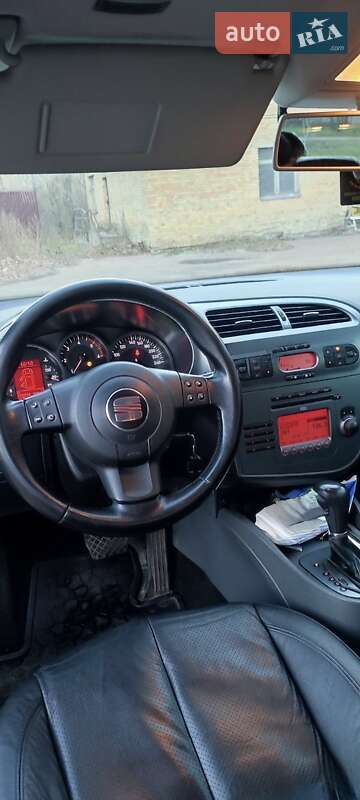 Хэтчбек SEAT Leon 2008 в Киеве фото 8 Хэтчбек SEAT Leon 2008 в Киеве