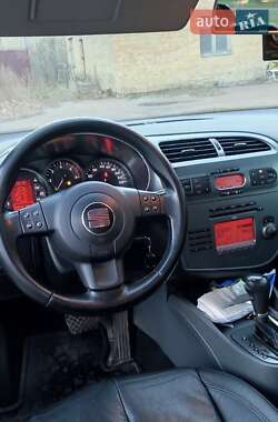 Хэтчбек SEAT Leon 2008 в 