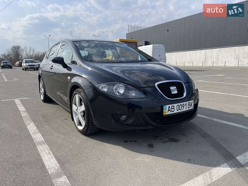 Хетчбек SEAT Leon 2006 в Києві