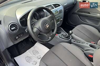 Хэтчбек SEAT Leon 2009 в Луцке