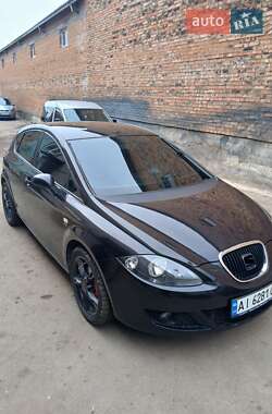 Хэтчбек SEAT Leon 2008 в 