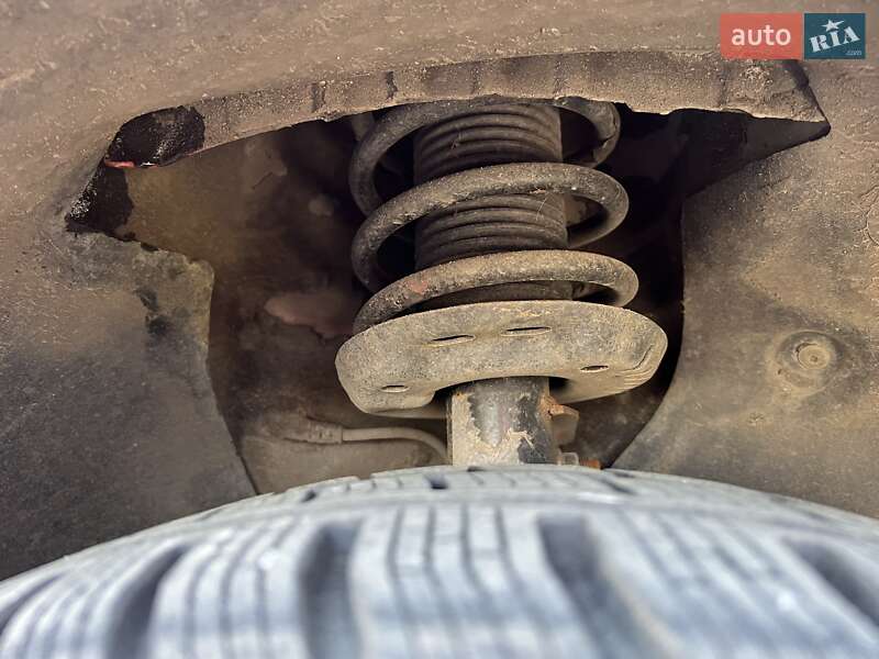 Хэтчбек SEAT Leon 2011 в Киеве фото 14 Хэтчбек SEAT Leon 2011 в Киеве