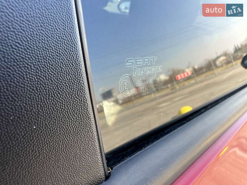 Хэтчбек SEAT Leon 2011 в Киеве фото 26 Хэтчбек SEAT Leon 2011 в Киеве